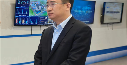 贵州省黔东南州委常委、副州长崔鹏一行莅临澳门新葡萄新京威尼斯987考察指导